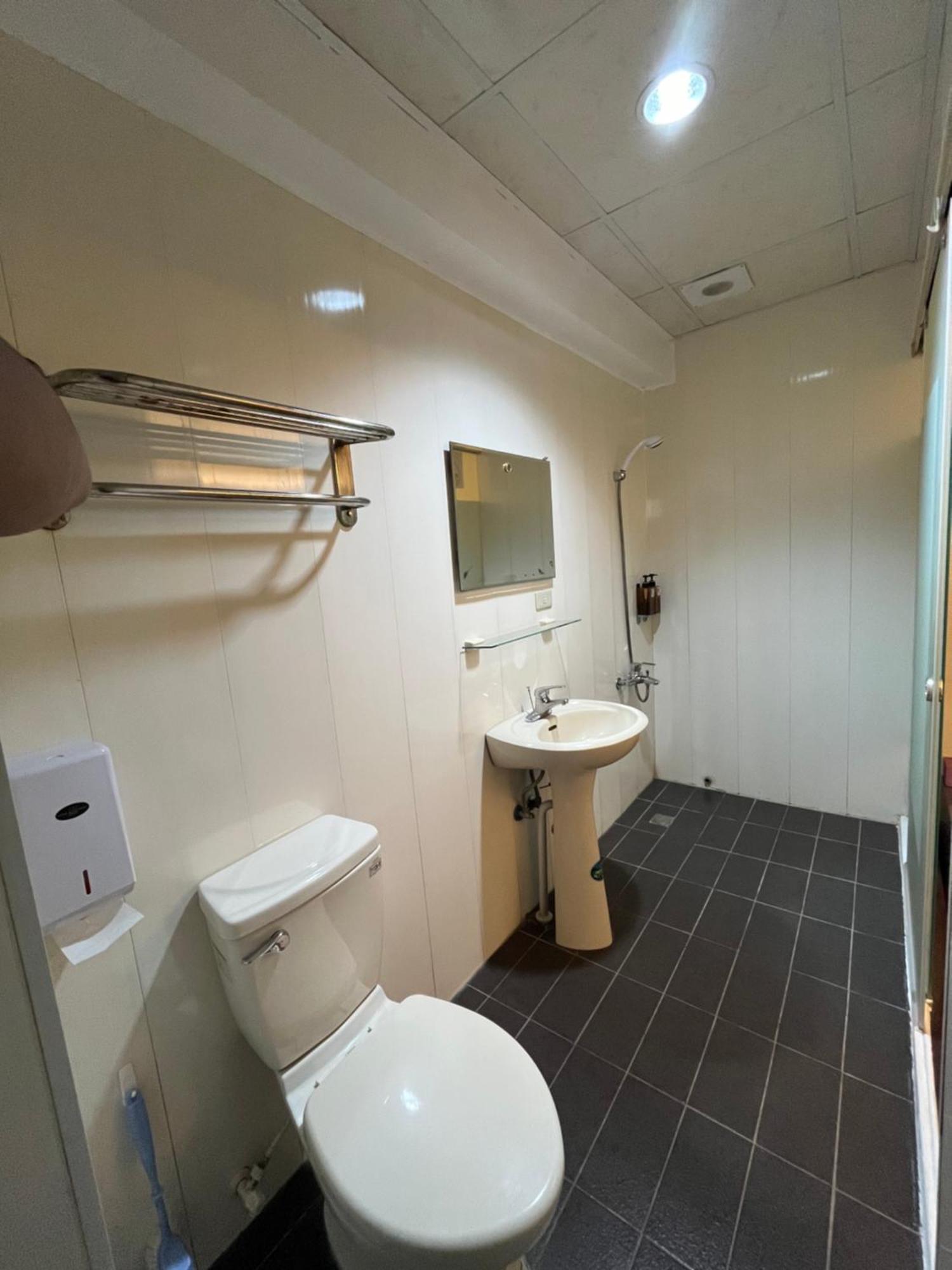 Apartament 藍晴庭 Luodong Zewnętrze zdjęcie