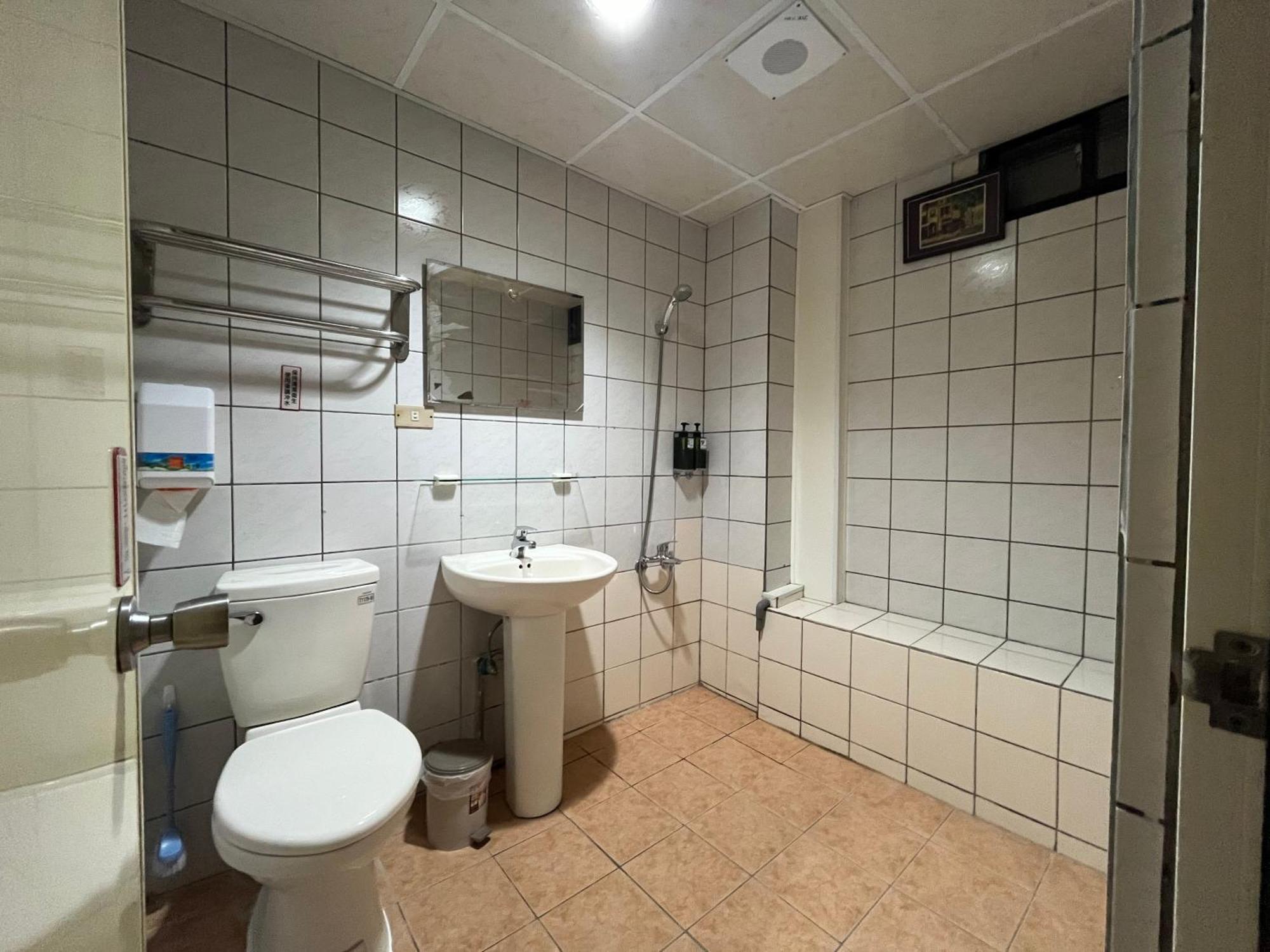 Apartament 藍晴庭 Luodong Zewnętrze zdjęcie